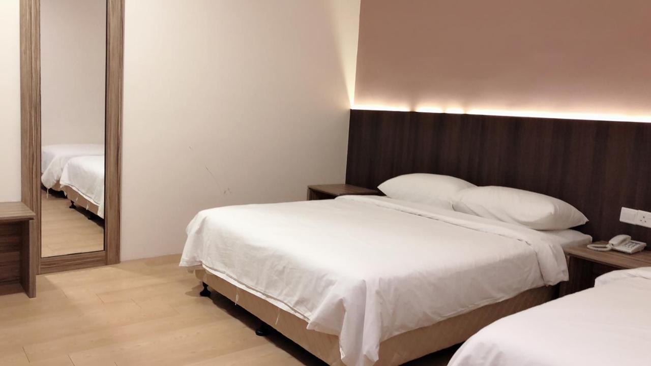 Tumike Hotel Бентонг Экстерьер фото